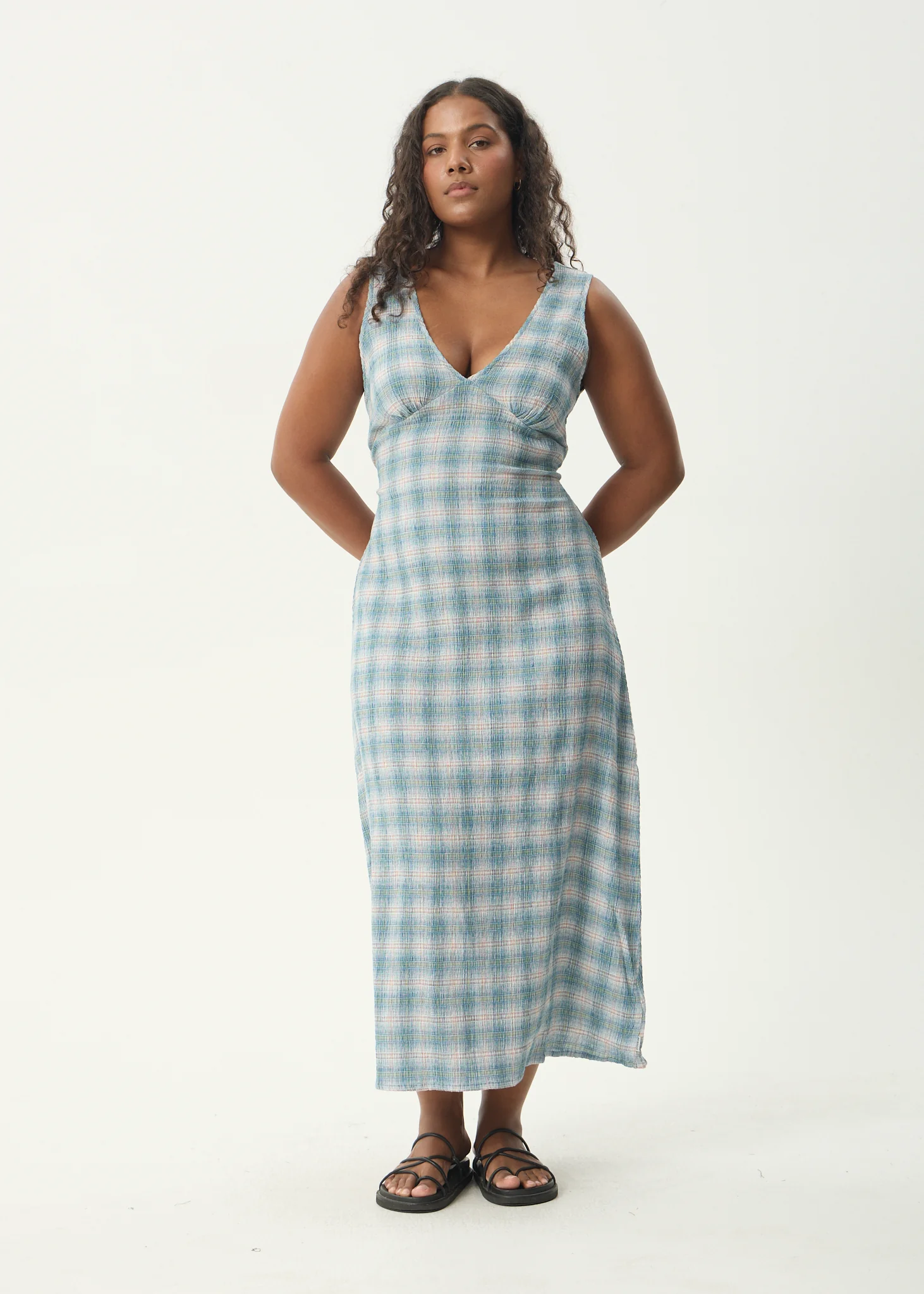 AFENDS Womens Position - Seersucker Maxi Dress - Lake Check - Image 13